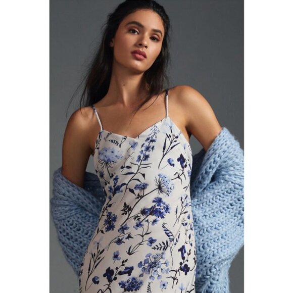 💕FAVORITE DAUGHTER💕 The Favorite Dress ~ Blue White Floral Print Medium M NWT - Picture 3 of 16